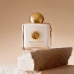 عطر ادکلن آمواج هانر 43 زنانه - Amouage Honour 43 Woman - Image 3